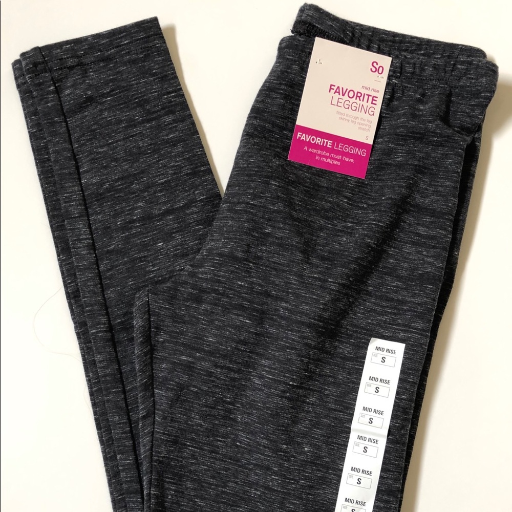 Mid rise fitted leggings